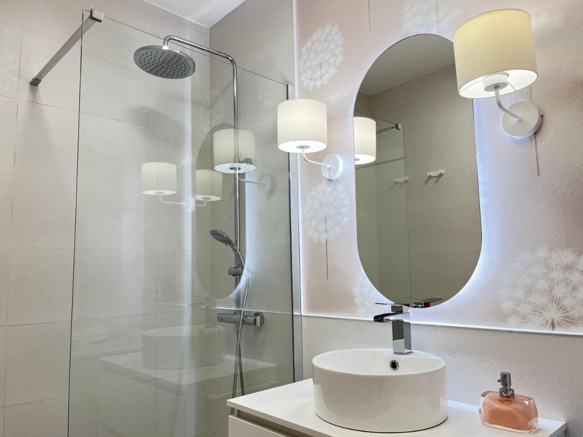 Coqueto Apartamento Torrelavega Luaran gambar